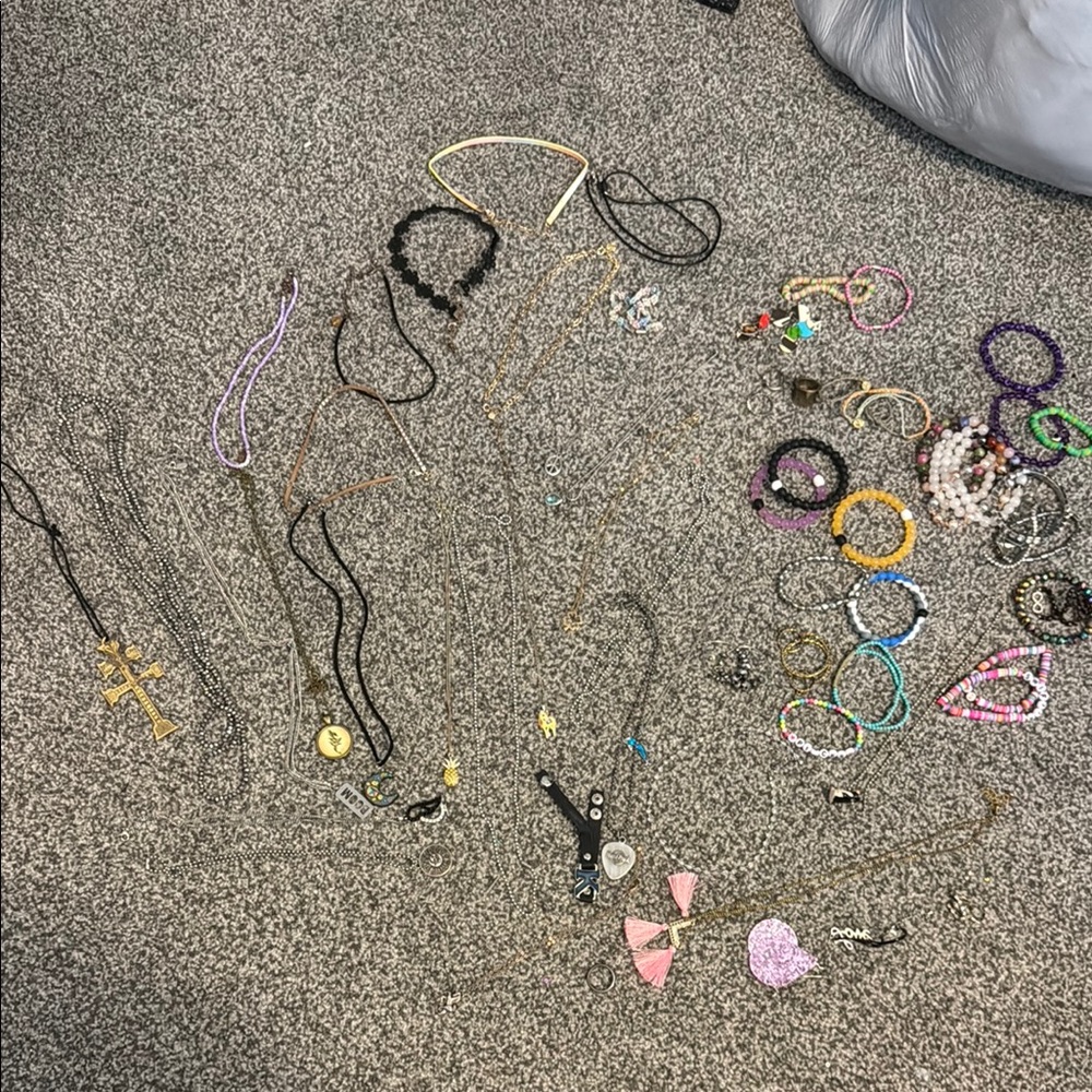 Lot of costume jewelry